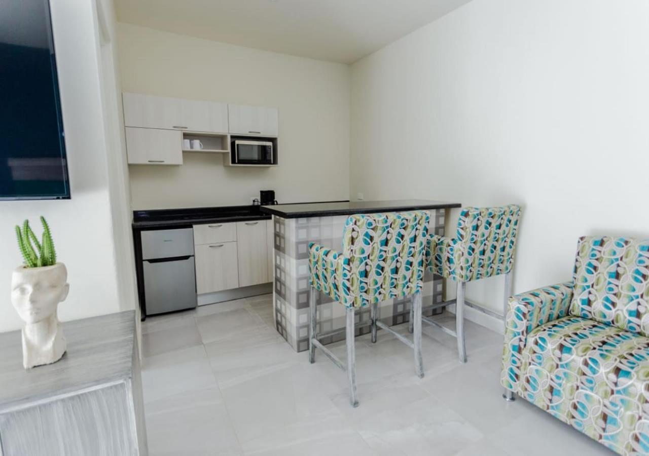 Studiotel Cancún Eksteriør bilde
